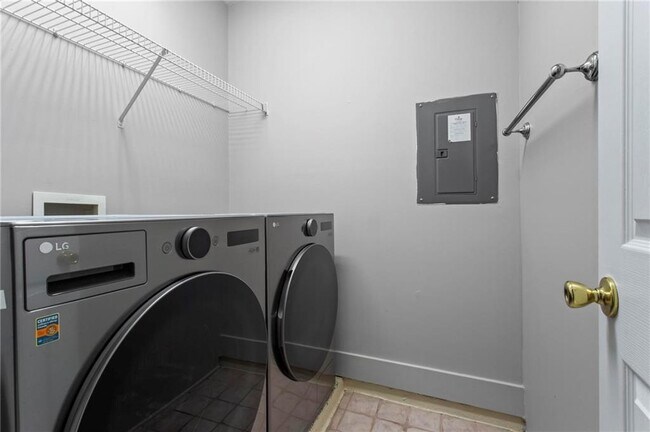 Building Photo - 13426 Aventide Ln