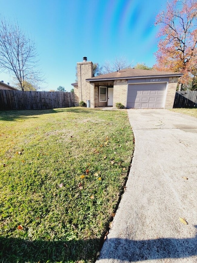 Building Photo - 8607 Crystal Cove Cir