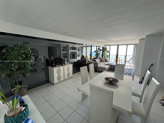 Building Photo - 2301 S Ocean Dr
