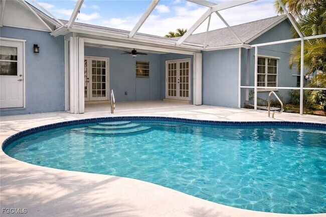 Building Photo - 3107 SW 15th Ave