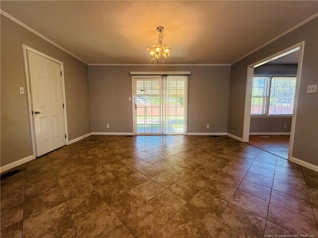 Building Photo - 491 Warmsprings Dr