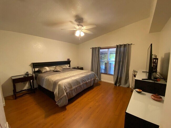 Building Photo - 5308 Moon Shadow Ln