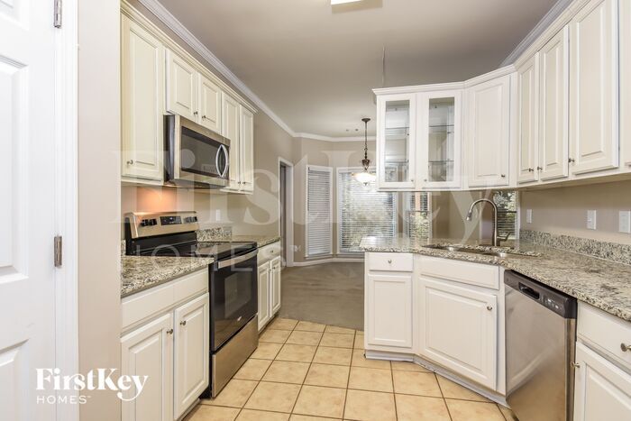 Building Photo - 127 Chickory Ln