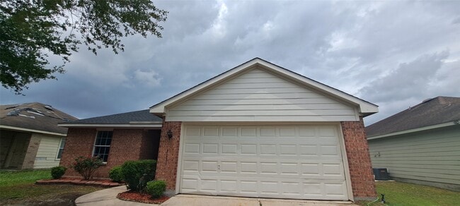 Building Photo - 13131 Rosemont Park Ln