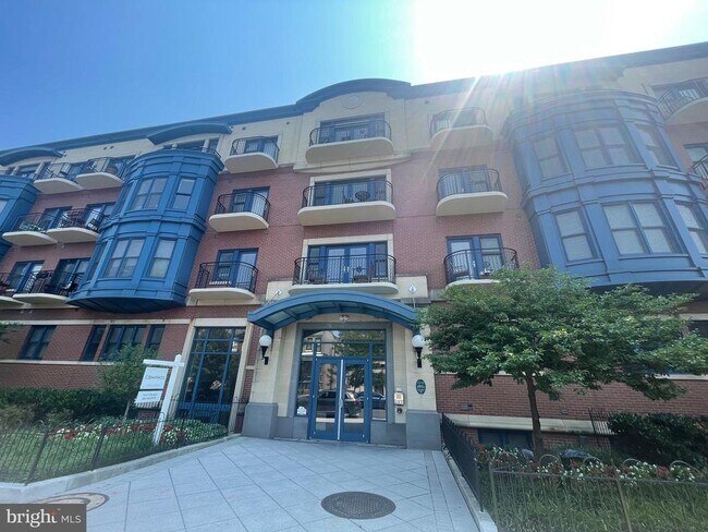 Building Photo - 401 13th St NE