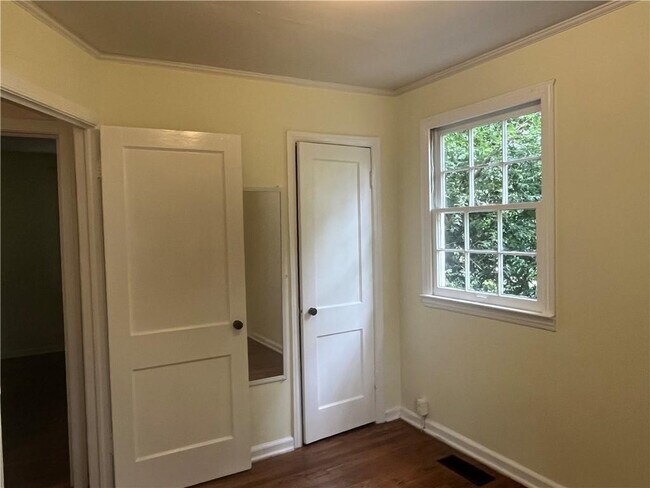 Building Photo - 1612 Tallulah St NW