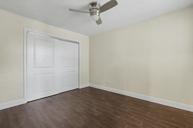 Building Photo - 1250 SW 113th Terrace