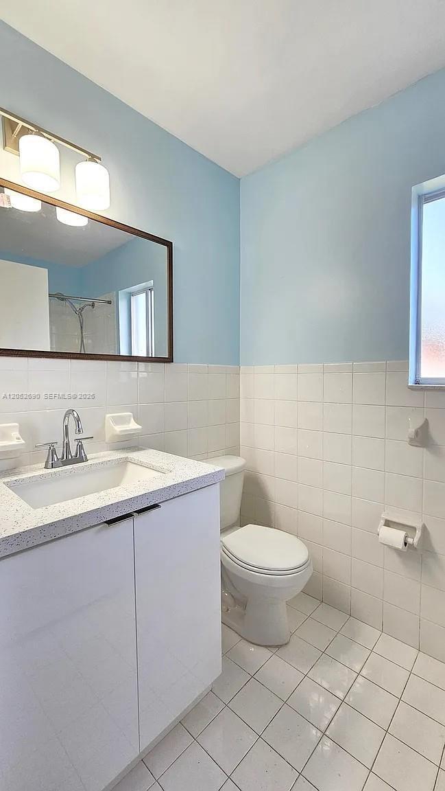 Building Photo - 10611 SW 170th Terrace