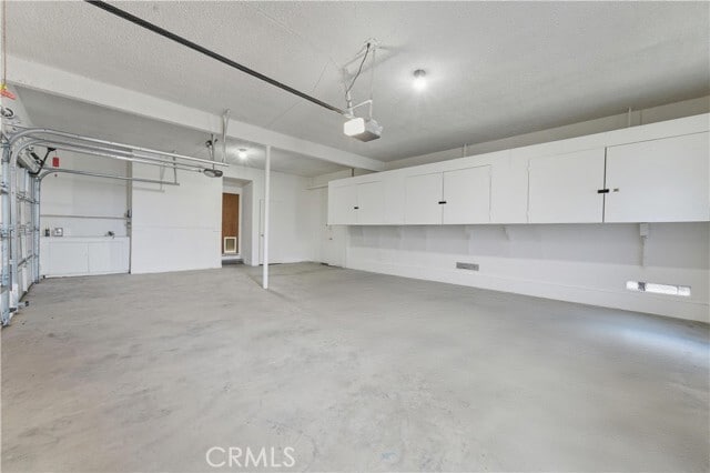 Building Photo - 3329 Dona Rosa Dr