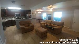 Building Photo - 4818 Cambray Dr