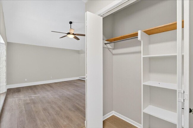 Building Photo - 11613 Cripple Creek Dr