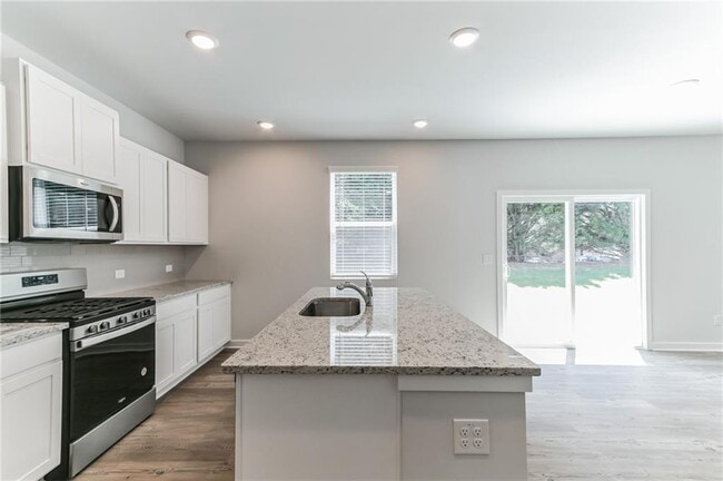 Building Photo - 727 Ruddy Dr