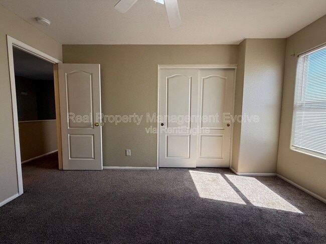 Building Photo - 12539 W Medlock Dr