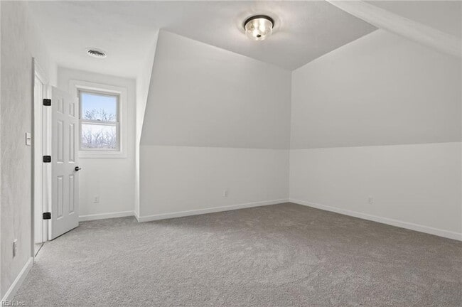 Building Photo - 7125 Grayfalcon Dr