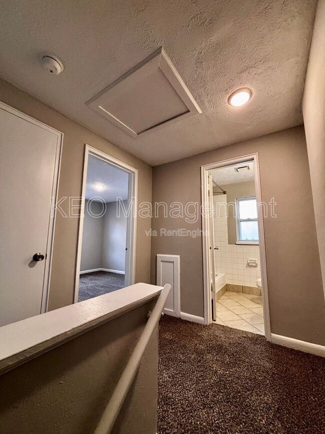 Building Photo - 1059 Wilmington Ave