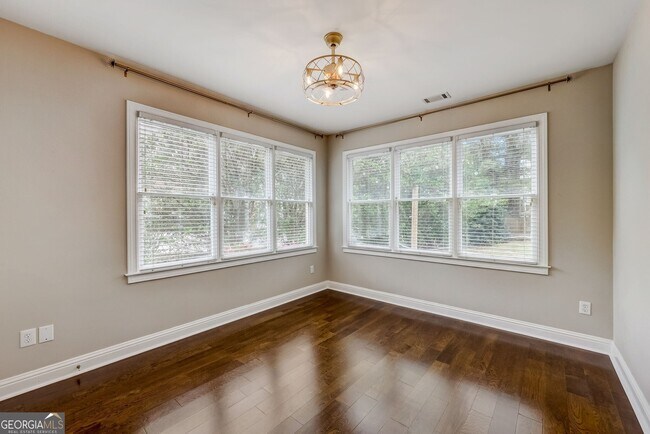 Building Photo - 950 Wilde Run Ct
