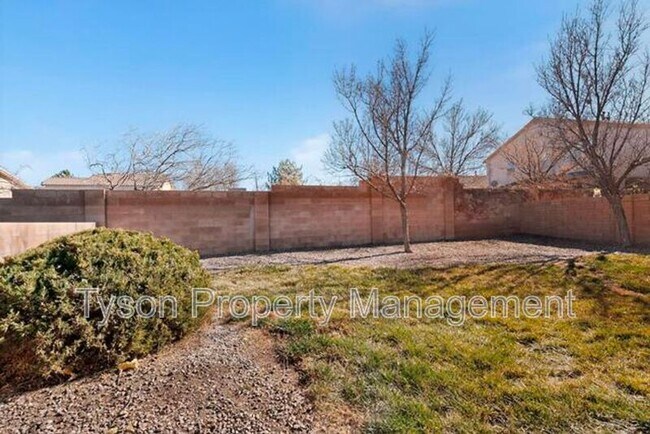 Building Photo - 10332 Calle Hermosa Pl NW