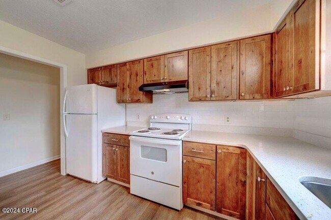 Building Photo - 310 Missouri Ave