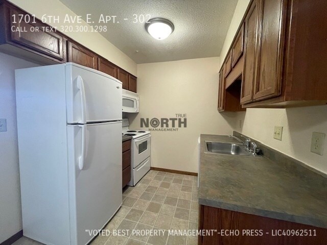 Building Photo - 1701 6th Ave E