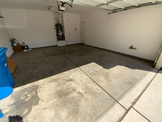 Building Photo - 1022 Pecos River Ave