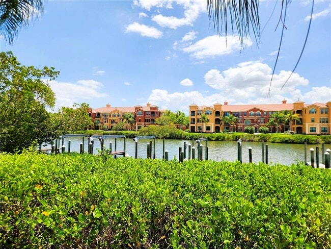 Building Photo - 2733 Via Cipriani