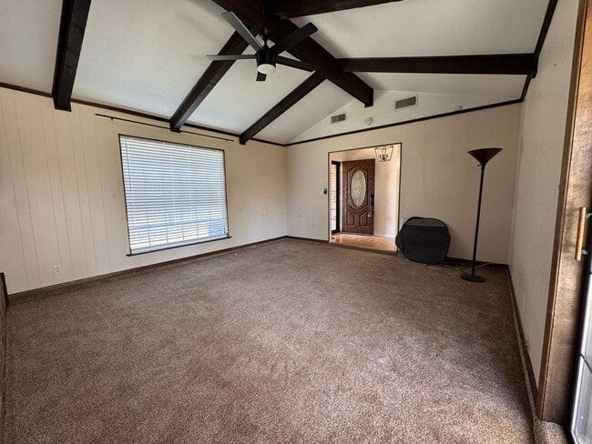 Building Photo - 2301 Perrin Dr