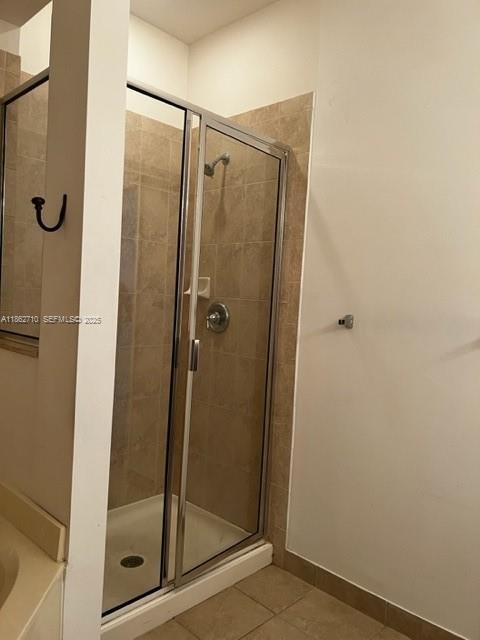 Building Photo - 608 NE 33rd Terrace