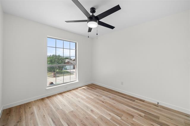 Building Photo - 945 Azalia Dr