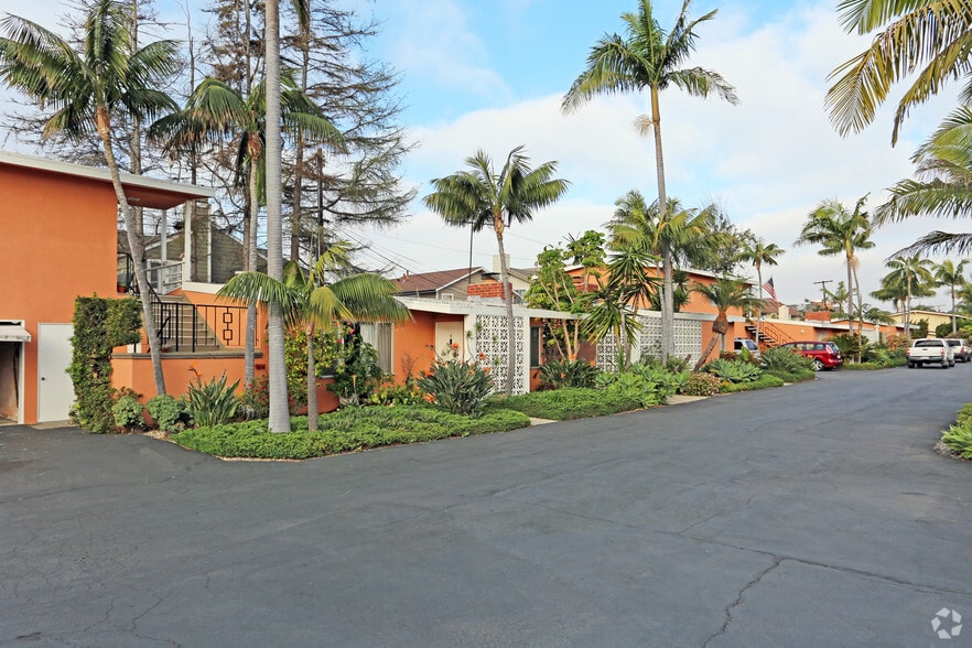 Primary Photo - Orange Elden Apartments