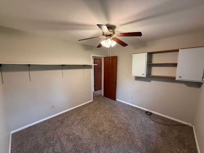 Building Photo - 4221 Lynwood Ct