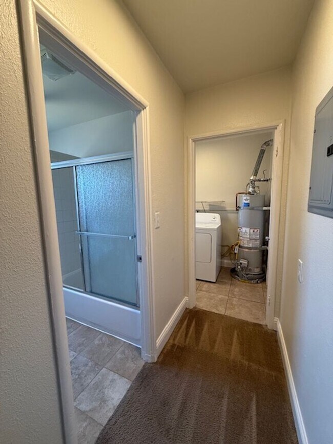 Building Photo - 5925-5933 San Diego St.
