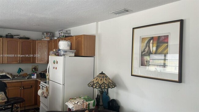 Building Photo - 7304 SW 82nd St