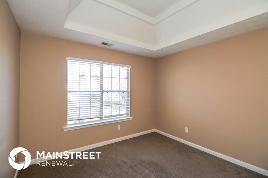 Building Photo - 2095 Sugar Creek Falls Ct