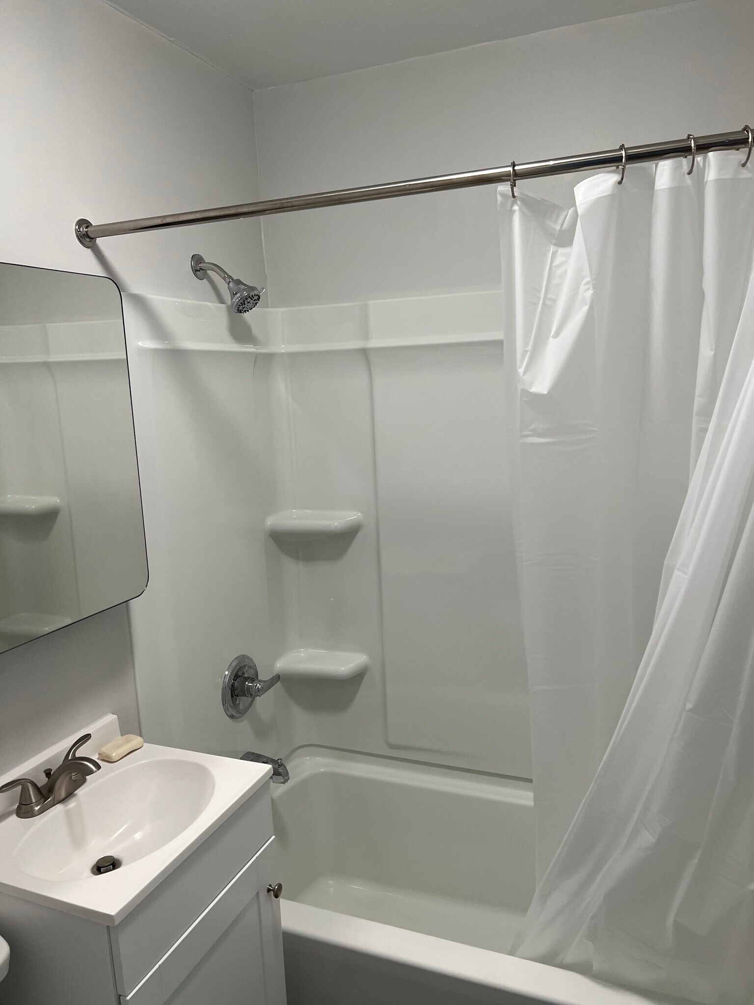 Updated bathroom - 22 Albany St