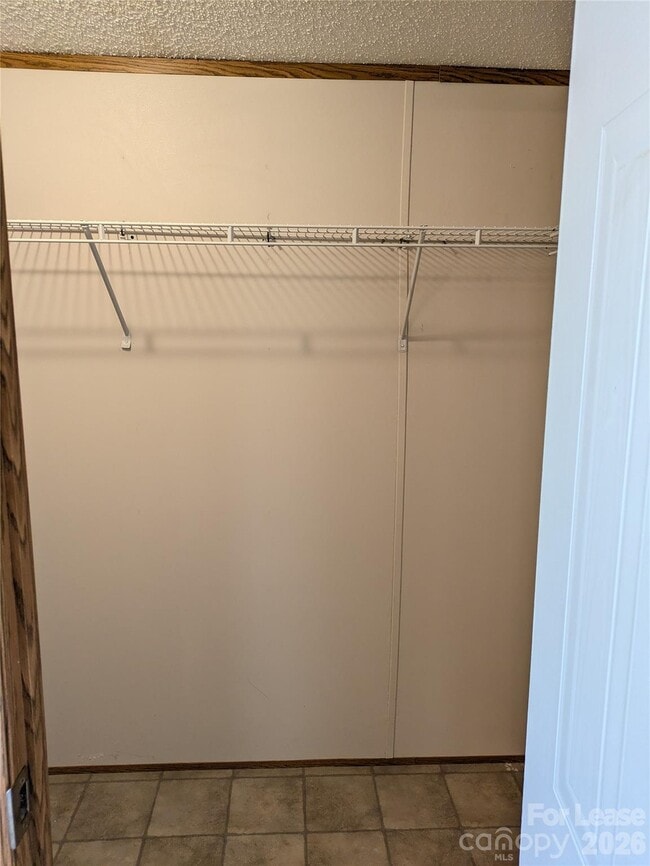 Building Photo - 338 Weathers Creek Rd