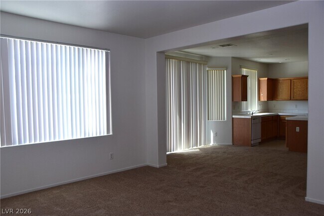 Building Photo - 9493 Grove Ridge Ave