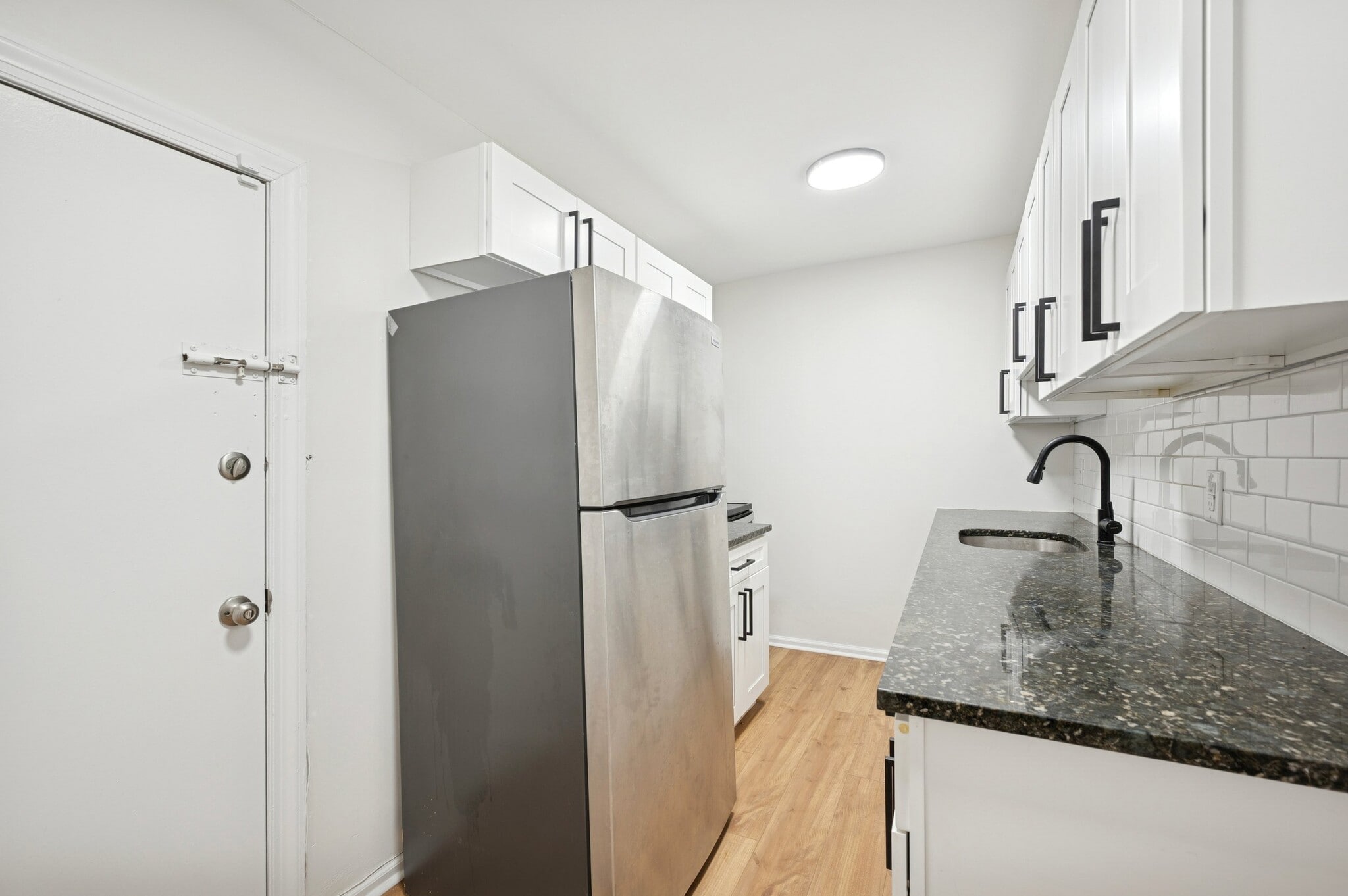 Building Photo - 806 N Brooklyn St