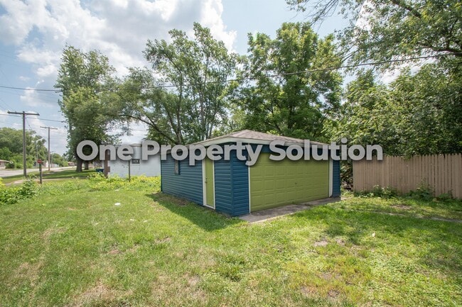 Building Photo - 5001 Carolina St