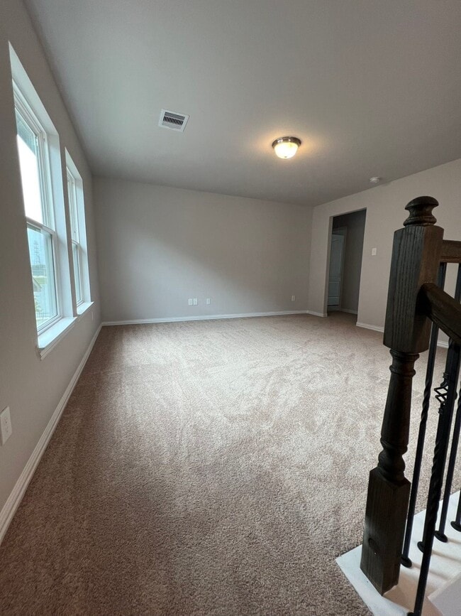 Building Photo - 15446 Islandview Ln