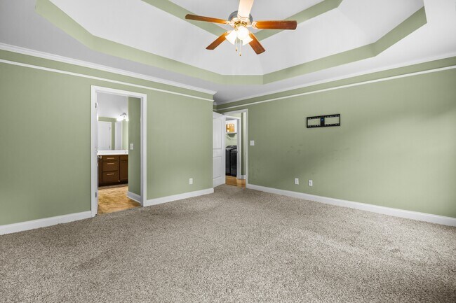 Building Photo - 128 Sycamore Hill Dr
