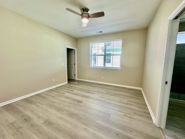 Building Photo - Gorgeous Home with a Private Pool Ready to...