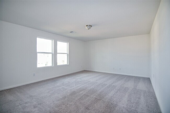 Building Photo - 1052 Water Oak Ln