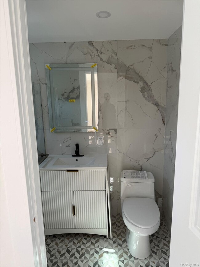 Building Photo - 309 Franklin Ave