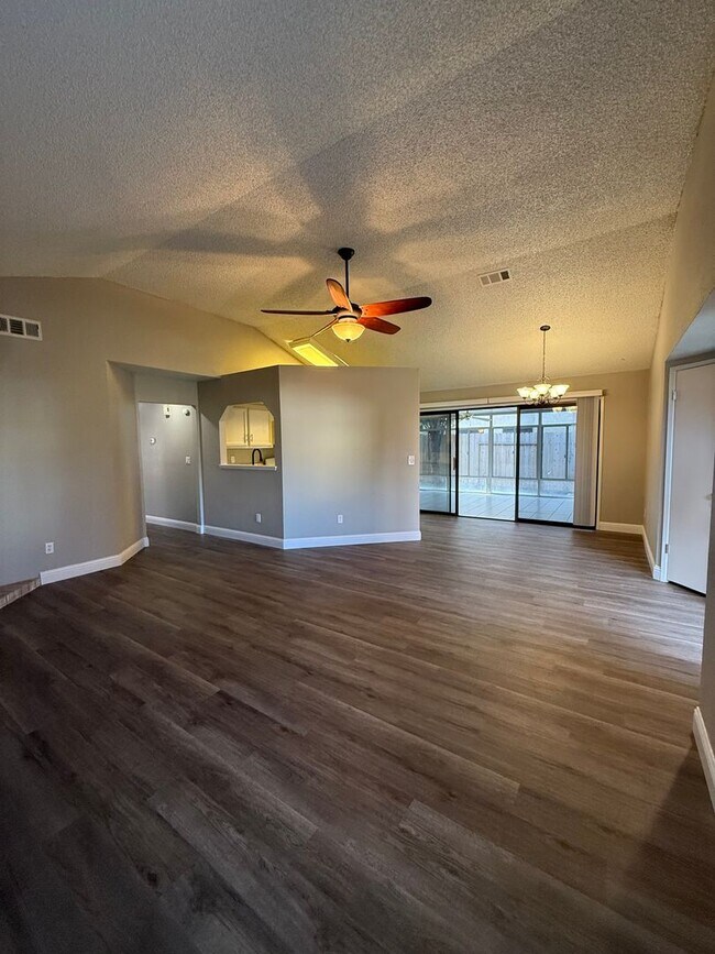 Building Photo - 4700 Wetherby Ct