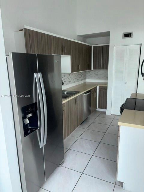 Building Photo - 15545 Miami Lakeway N