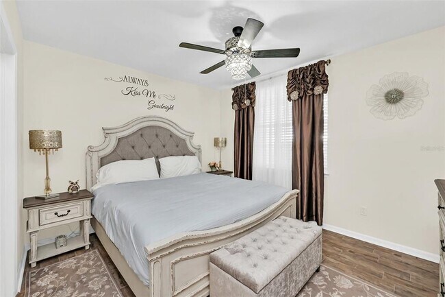 Building Photo - 760 Siena Palm Dr