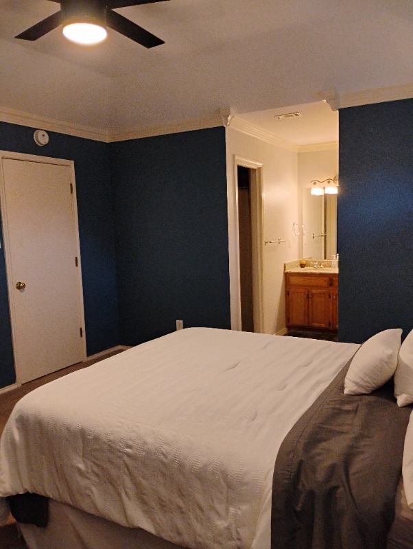 Building Photo - 2202 Laurel St