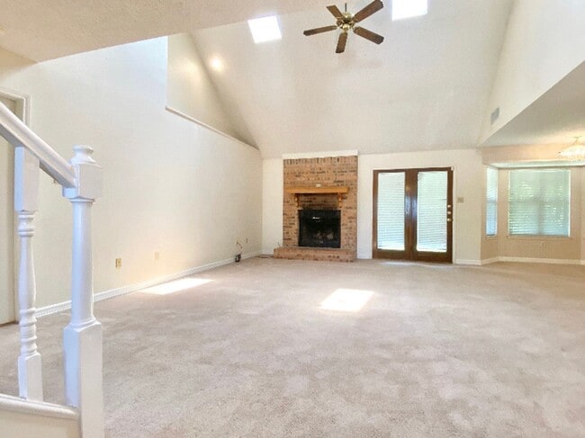 Building Photo - AVAILABLE MID MAY; APPLY TODAY AT OUR WEBSITE!!