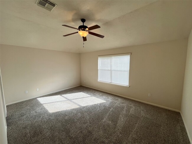 Building Photo - 29022 Fox Fountain Ln