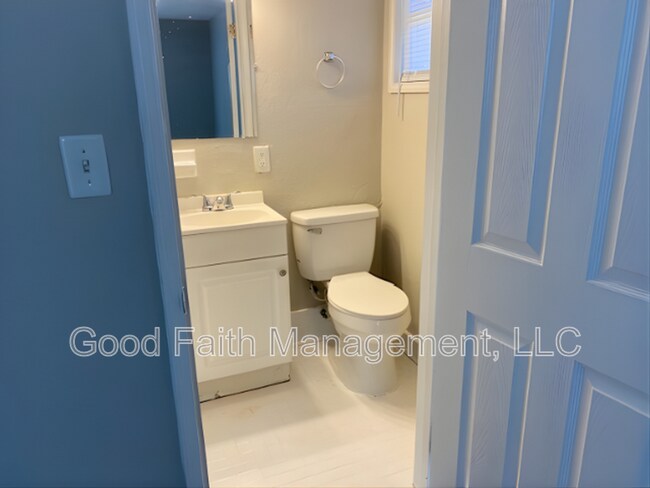 Building Photo - 2280 Darlington Dr